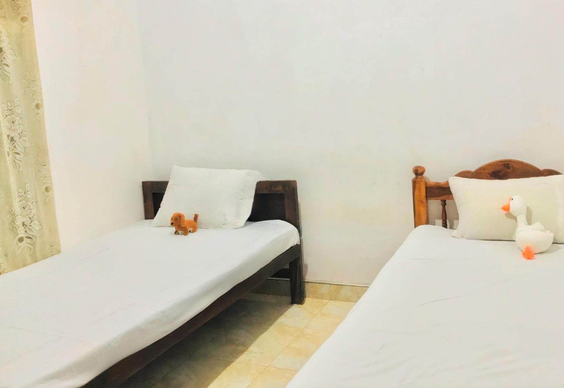 Grand Refuge Holiday Rooms Anuradhapura Bagian luar foto